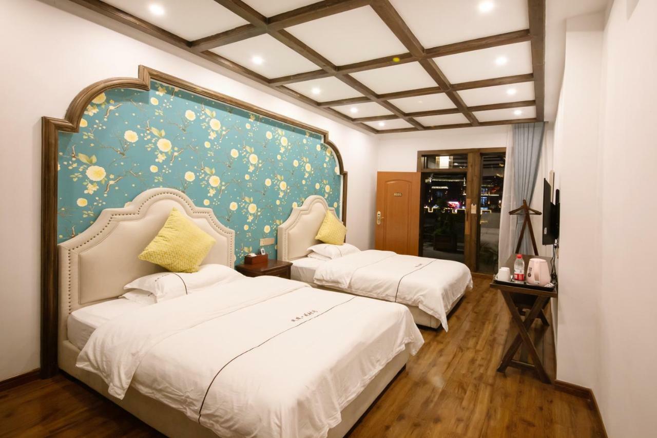 Fenghuang Slowly Time Inn Exterior photo